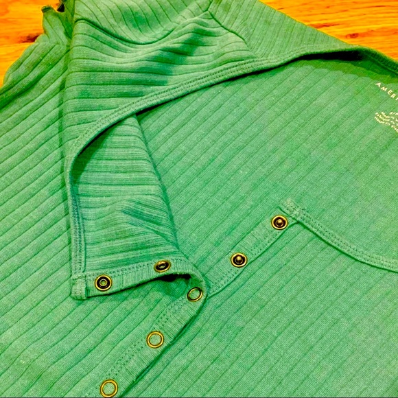 *Bundle Sale* American Eagle scalloped top - Picture 2 of 6